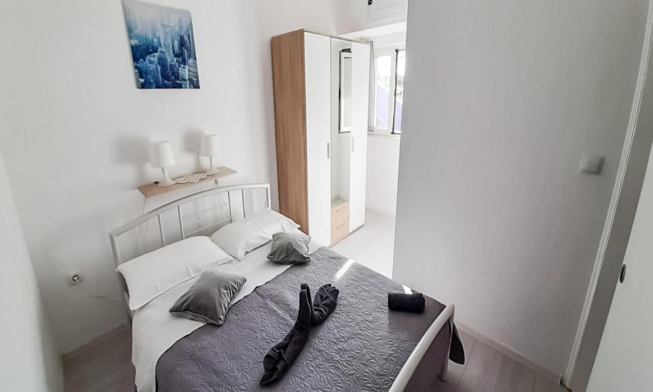 Apartments Sea Star Ivana Marina Exterior photo